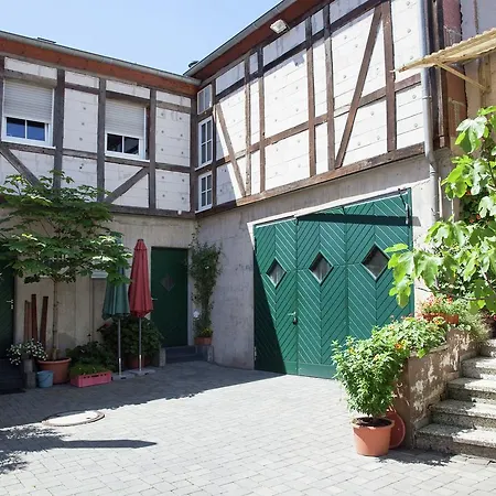 Spacious Holiday In Near Town Center